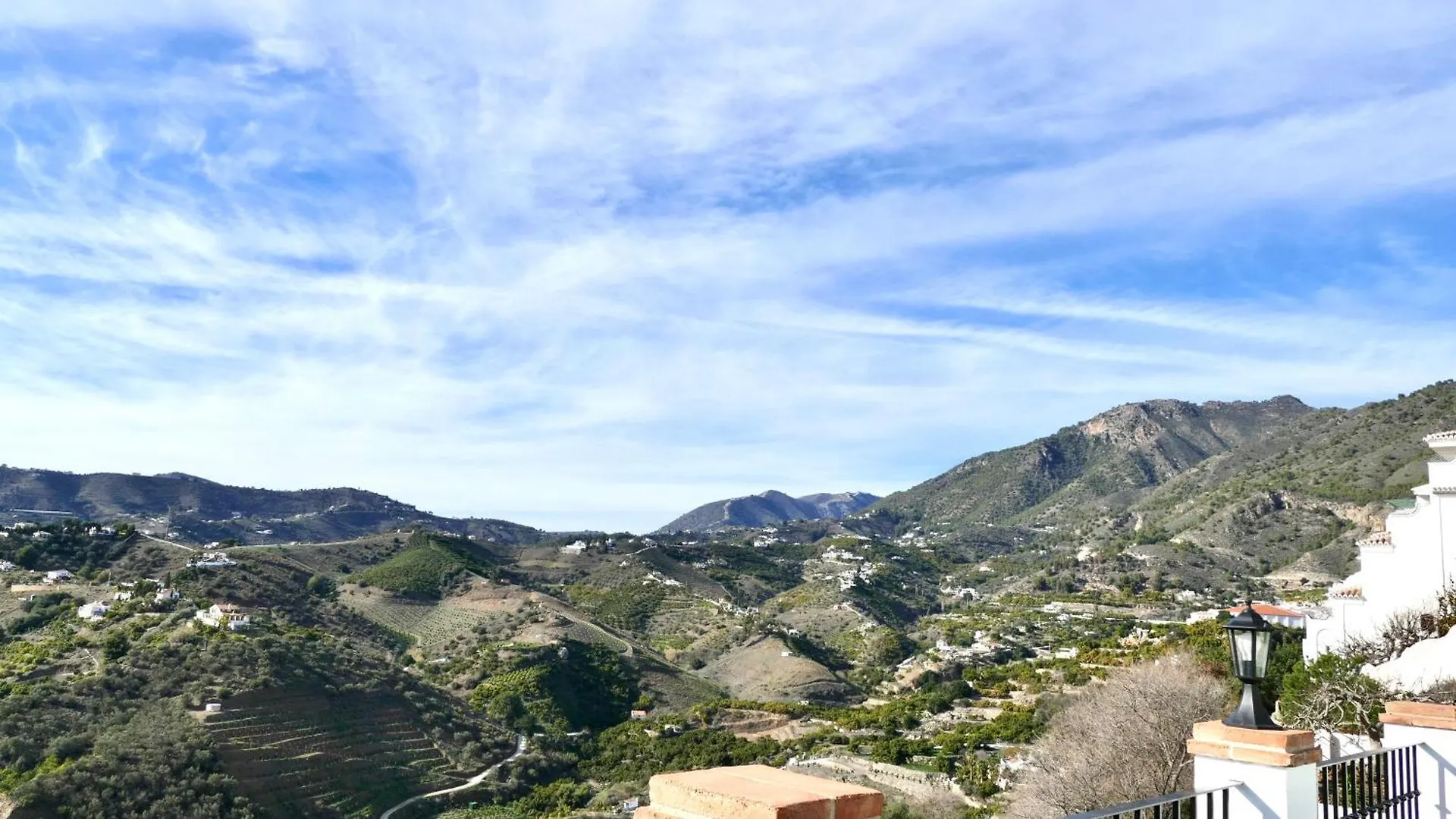 Casita Frigiliana - Stunning New Apartment With Views With Private Parking Space